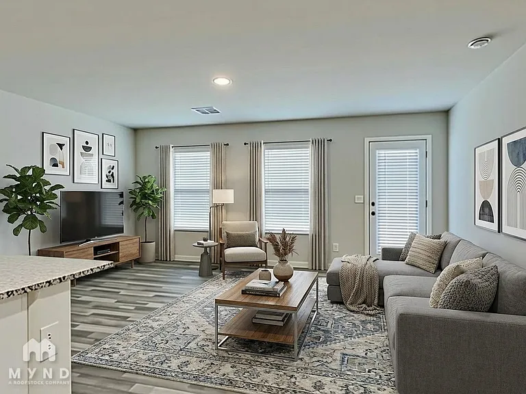 10253 W Wenden Dr — Photo 2