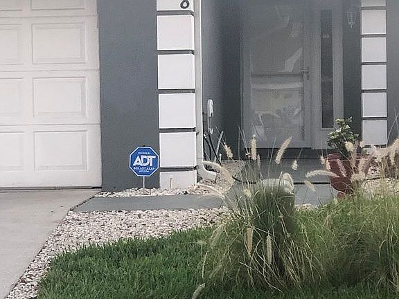 New landscaping /screen door