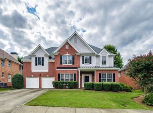 555 Stonebury Dr, Alpharetta, GA 30005