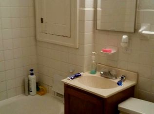 915 27th St, Sioux City, IA 51104