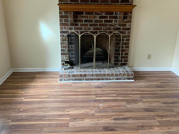 4th image of 2439 Quail Hollow Ct