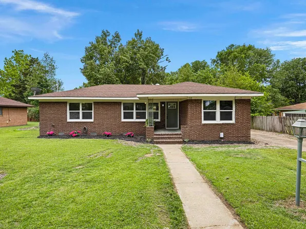 508 E 12th St, Russellville, AR 72801