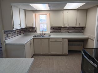 65 Stevens St, Lewiston, ME 04240