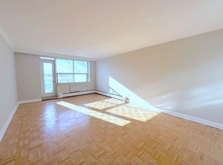 276 Saint Clair Ave W #208, Toronto, ON