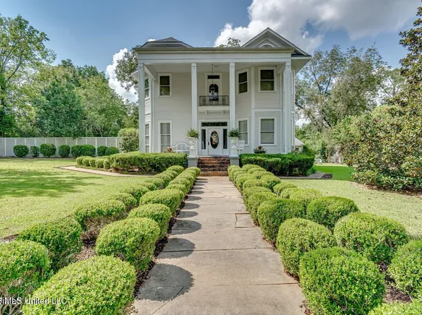 115 Railroad Ave, Terry, MS 39170