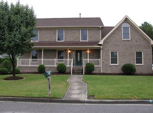 700 Keeling Dr, Chesapeake, VA 23322