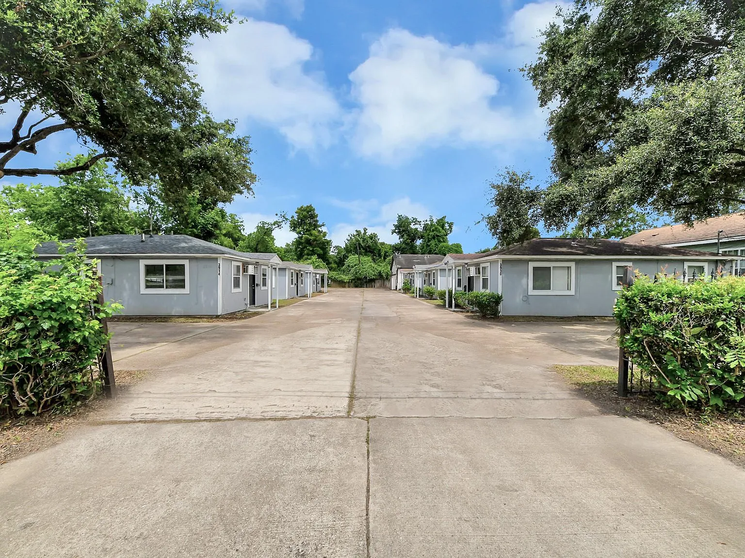 2 bed, 1.0 bath, 726 sqft, $1,200 — Photo 4