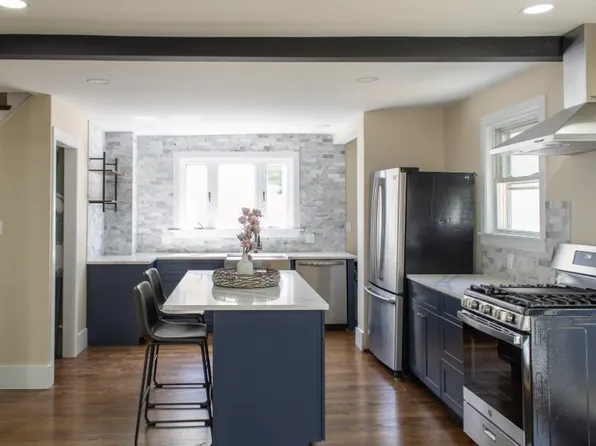 15 Churchill St, Milton, MA 02186