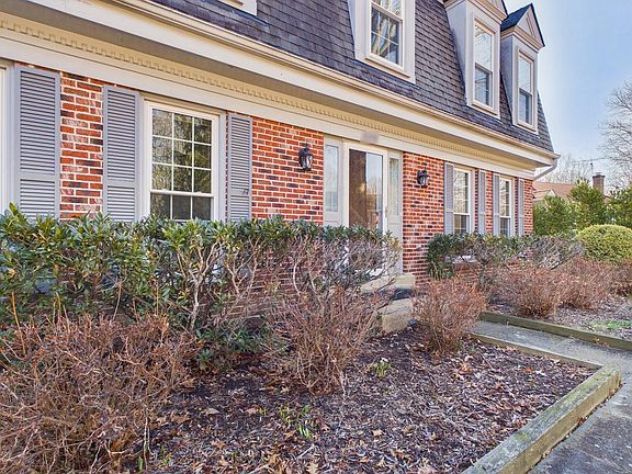 3rd image of 10298 Dunn Meadow Rd