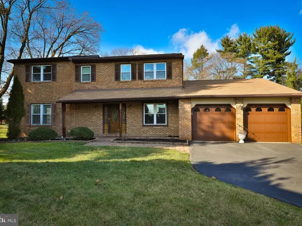 7800 Caversham Rd, Elkins Park, PA 19027