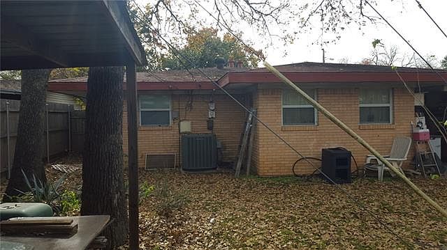 2nd image of 2621 W 11th St