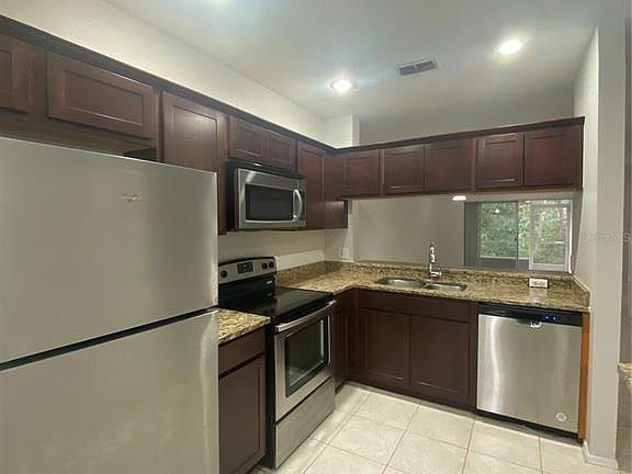 5th image of 8547 HUNTERS KEY CIR