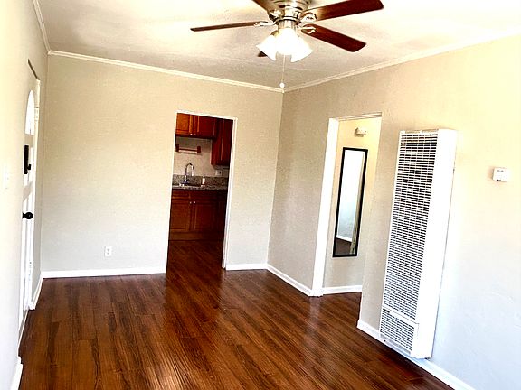 4th image of 1240 S Townsend Ave