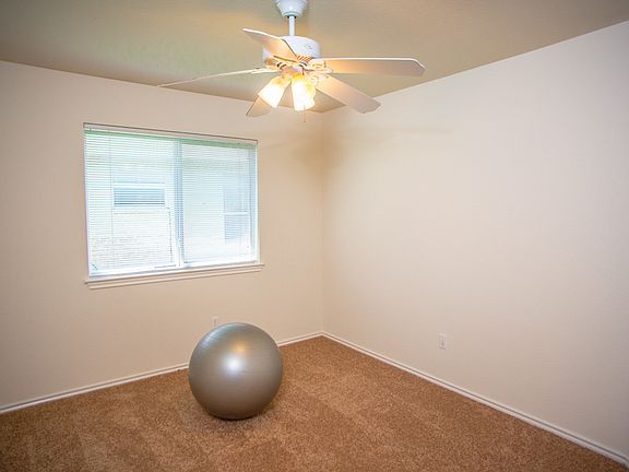 3rd image of 1265 Haleys Way Dr