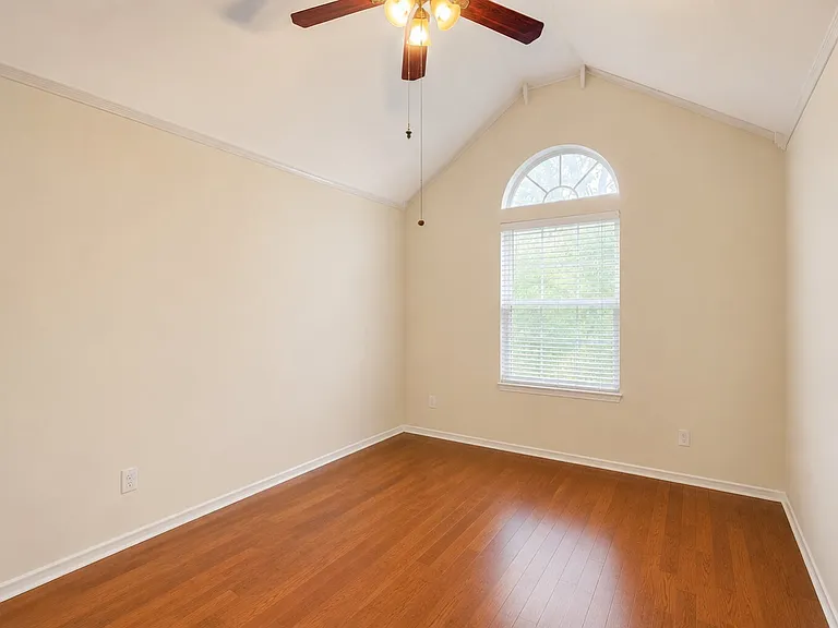 2737 Windswept Ln — Photo 11
