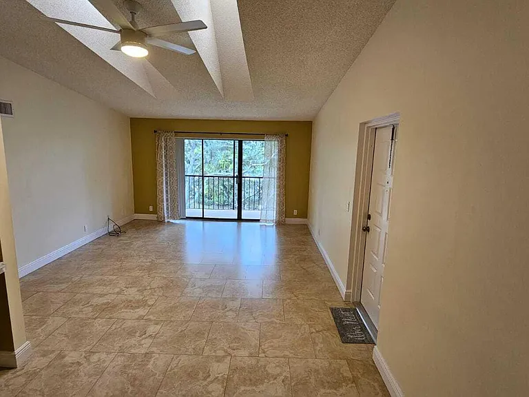 205 Foxtail Dr #H3 — Photo 19