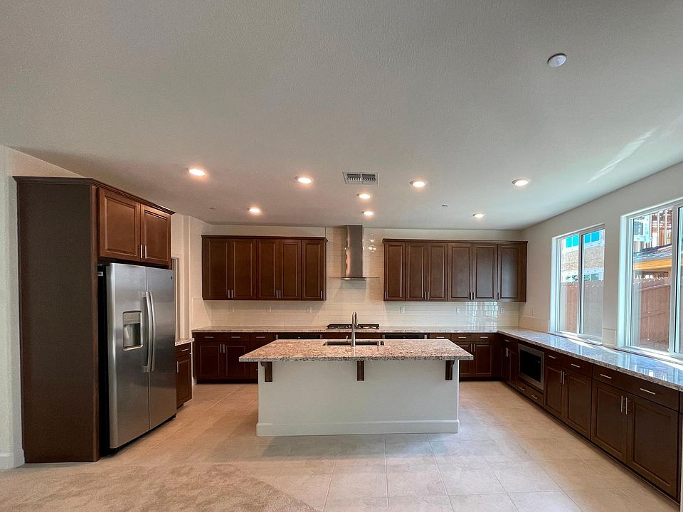 1st image of 2200 Lake Range Way