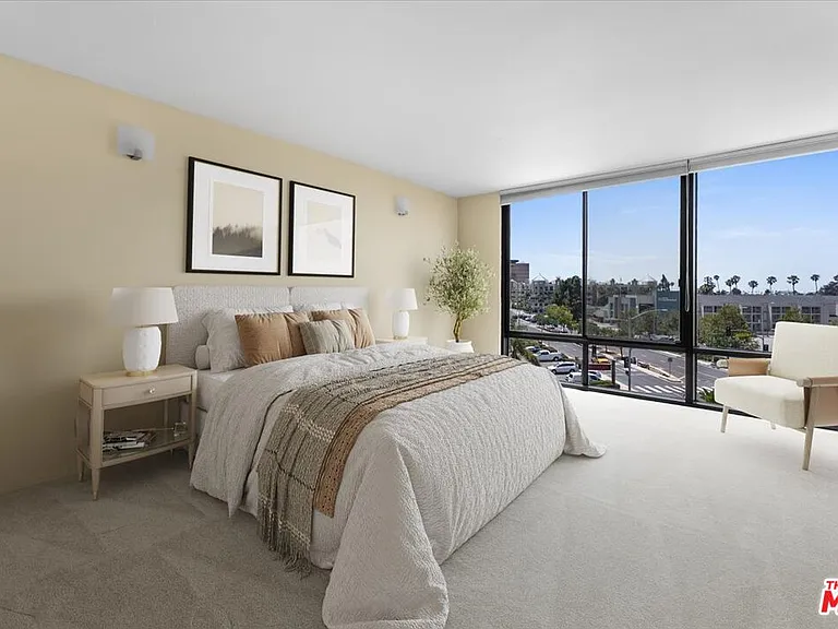 4265 Marina City Dr #101 — Photo 24