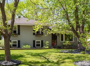 11430 Eidelweiss St NW, Coon Rapids, MN 55433