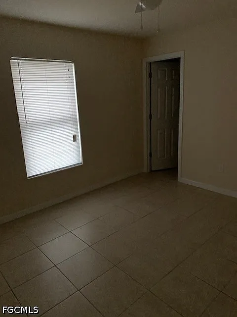 3 bed, 2.0 bath, 1200 sqft, $1,600 — Photo 4