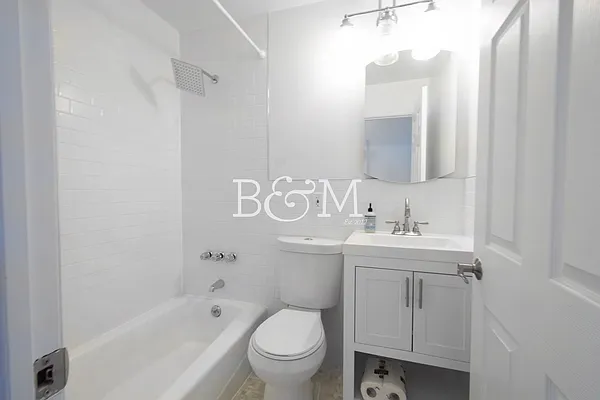 Rented by Brick&Mortar | media 14