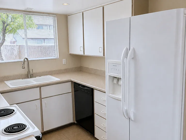 2338 W Lindner Ave #29 — Photo 8