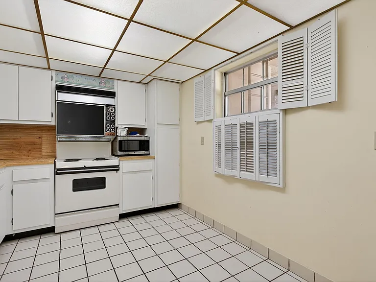 800 Cypress Blvd #204A — Photo 14