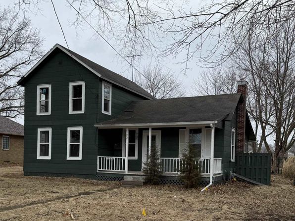 221 McKinley St, Hooppole, IL 61258