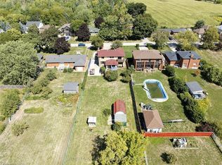 729 Winston Rd, Grimsby, ON L3M4E8