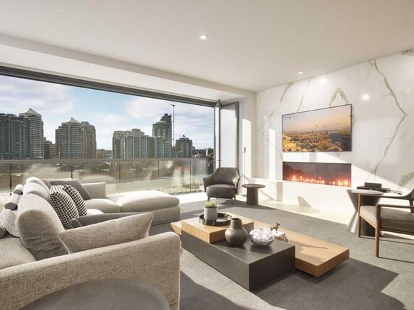 100 S 10a St NW #702, Calgary, AB T2N 4T3
