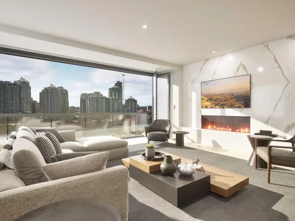 100 S 10a St NW #403, Calgary, AB T2N 4T3