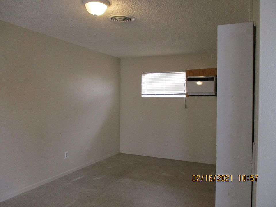 Building Photo 4
