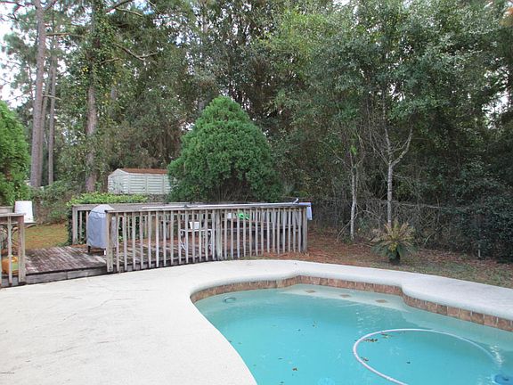 5th image of 1236 Thomasina Dr