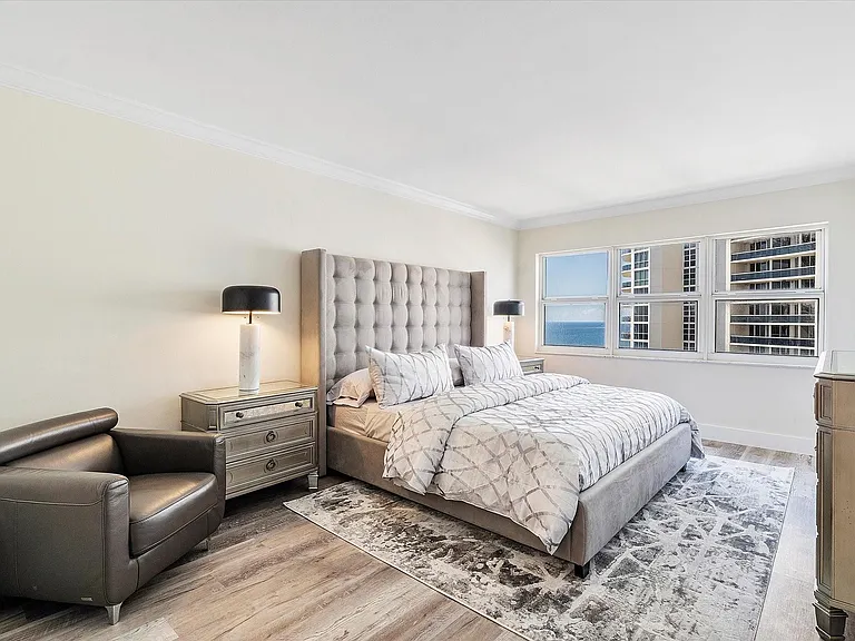 3400 Galt Ocean Dr #1906S — Photo 19