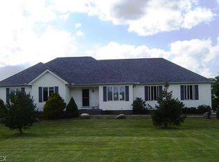 16400 Jug St, Burton, OH 44021