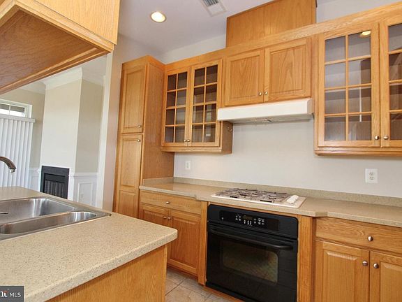 4th image of 830 Belmont Bay Dr APT 303