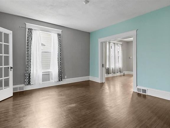 3rd image of 432 Glen Ave
