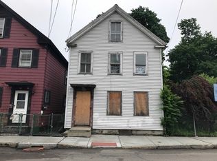 540 Lawrence St, Lowell, MA 01852