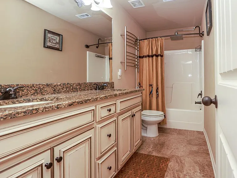 2241 Line Dr — Photo 28