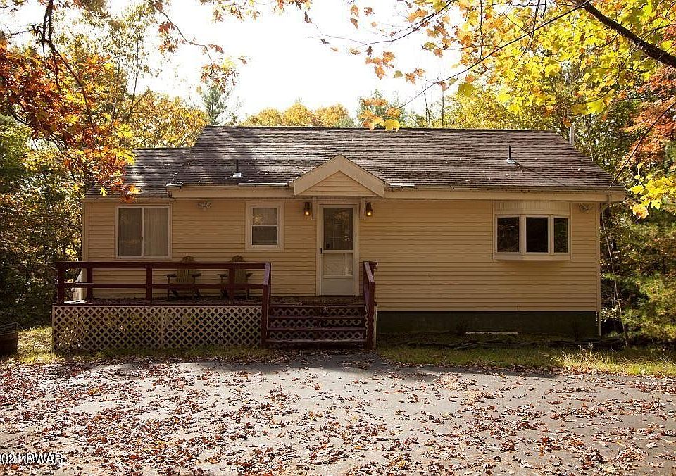 1st image of 184 Eastwood Cir