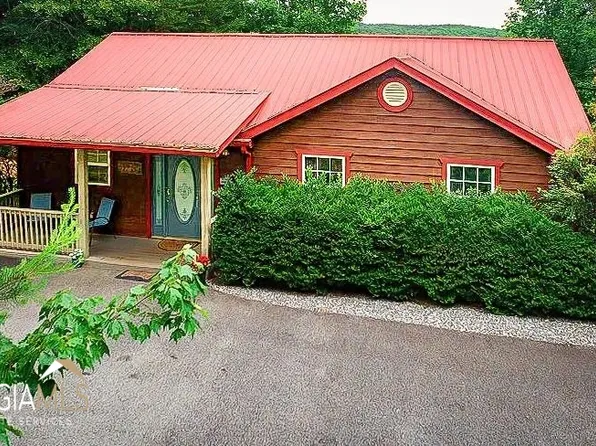 235 Field Dr, Sautee Nacoochee, GA 30571