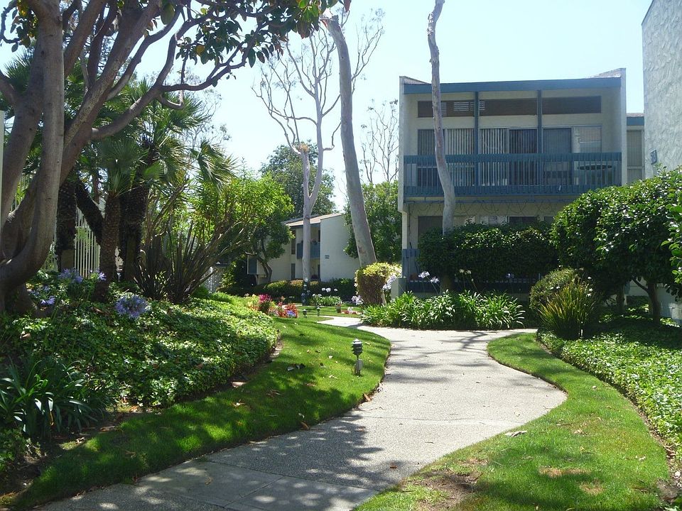 For Lease: 605 South Prospect #103, Redondo Beach, CA 90277