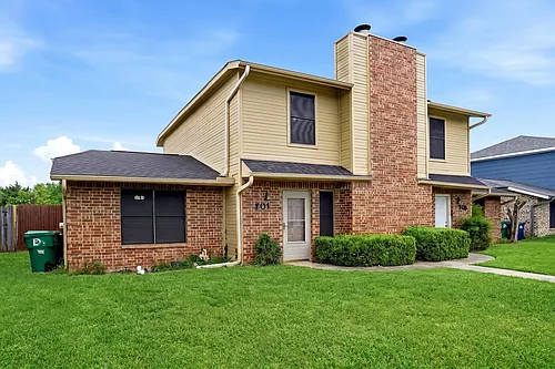701 Wolftrap Dr Photo 1