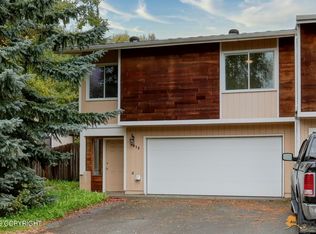 3913 Roundtop Cir, Anchorage, AK 99504