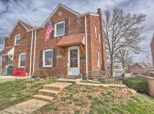 702 Clymer Ln, Ridley Park, PA 19078