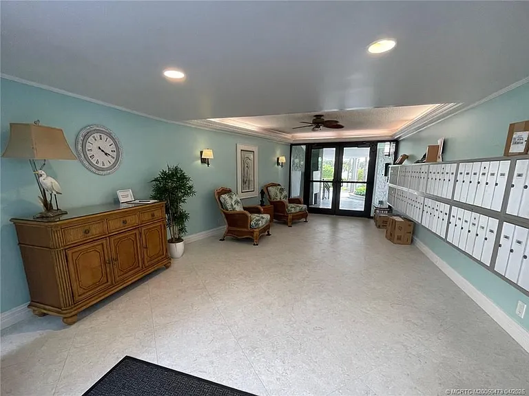 1357 NE Ocean Blvd #106 — Photo 37