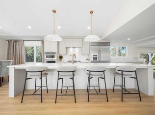 1016 S Mapleglade Dr SE, Calgary, AB T2J2G6