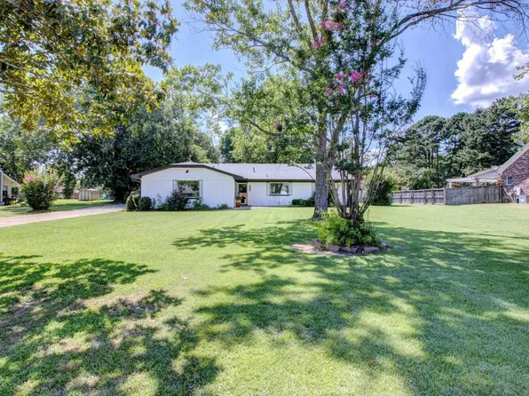 512 Caddo Trl, Jacksonville, AR 72076