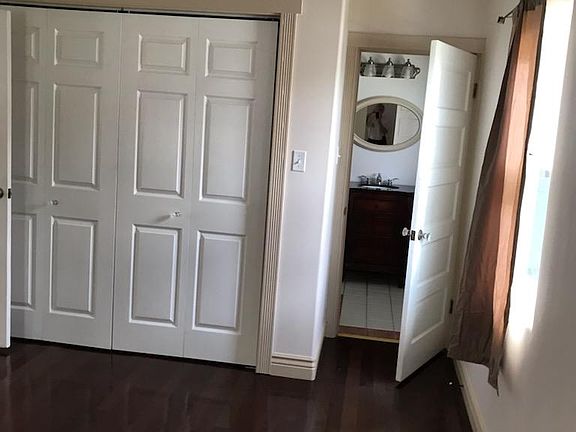 4th image of 2233 Andreo Ave