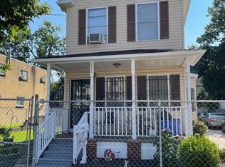 232 S 34th St, Camden, NJ 08105